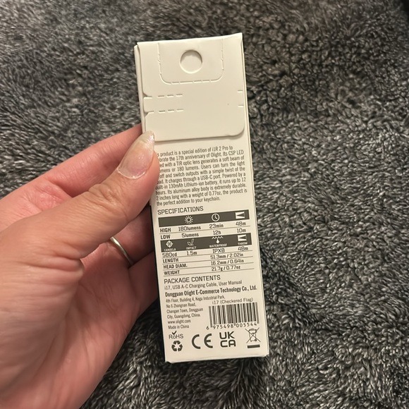 i17 Checkered Flag USB-C Rechargeable EDC Keychain Flashlight - Picture 10 of 12